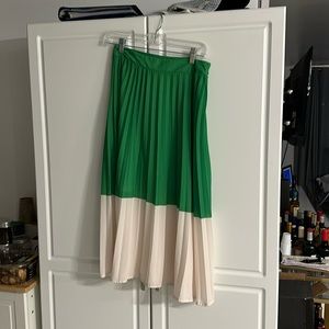 Pleated skirt green and cream